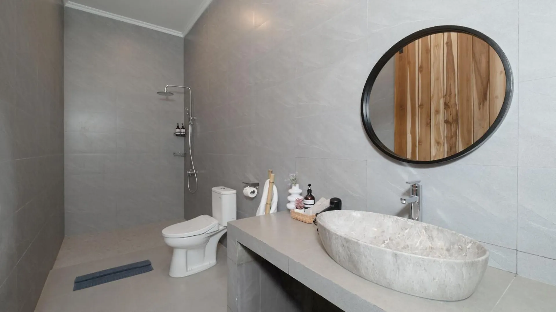 Kamila Villa 1 By Villa Finder Seminyak