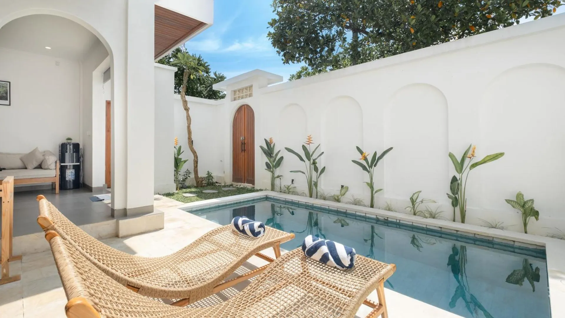 Kamila Villa 1 By Villa Finder Seminyak