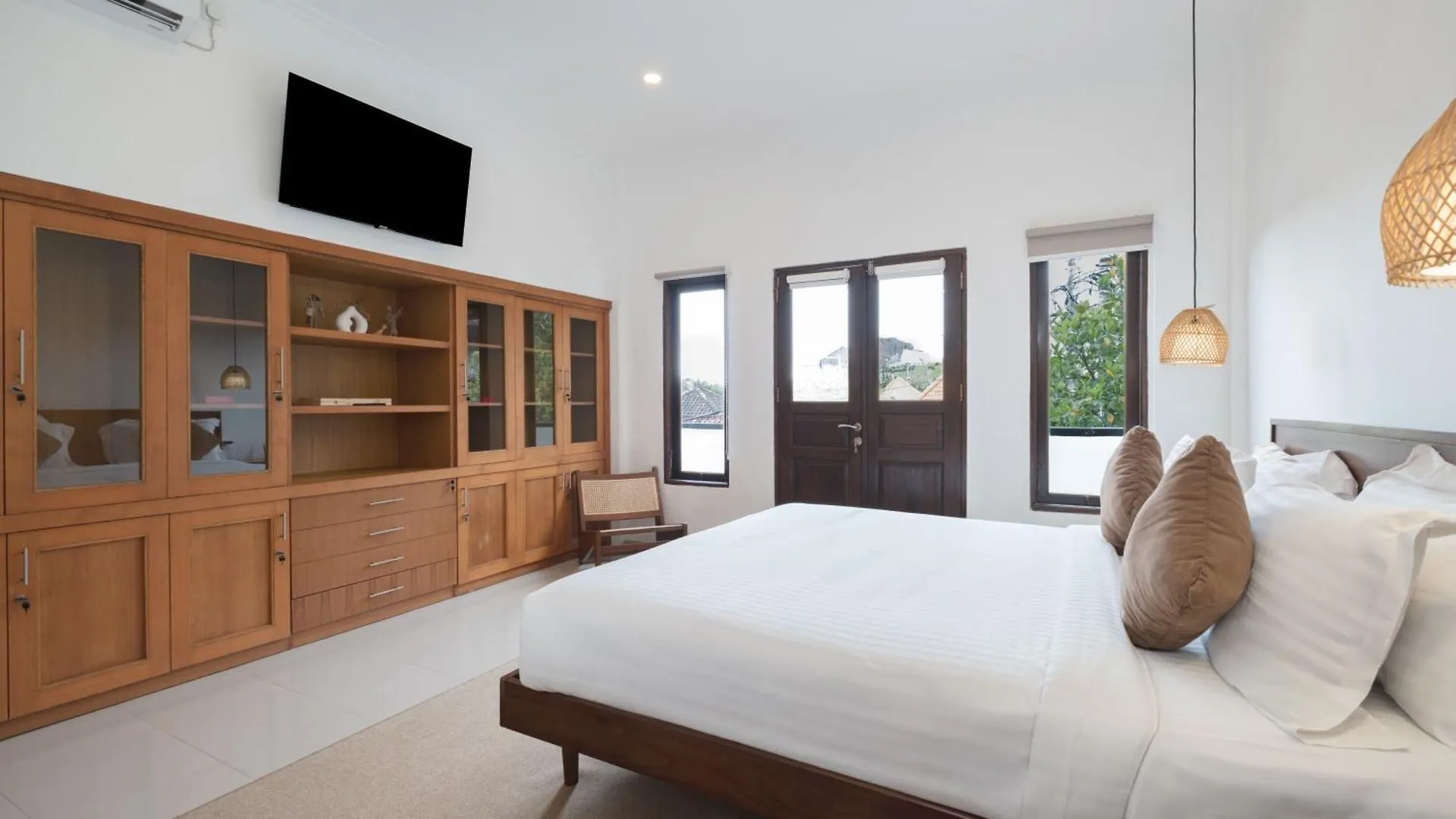 Kamila Villa 1 By Villa Finder Seminyak  Indonesia